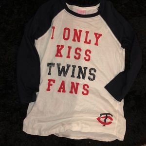 PINK L twins shirt